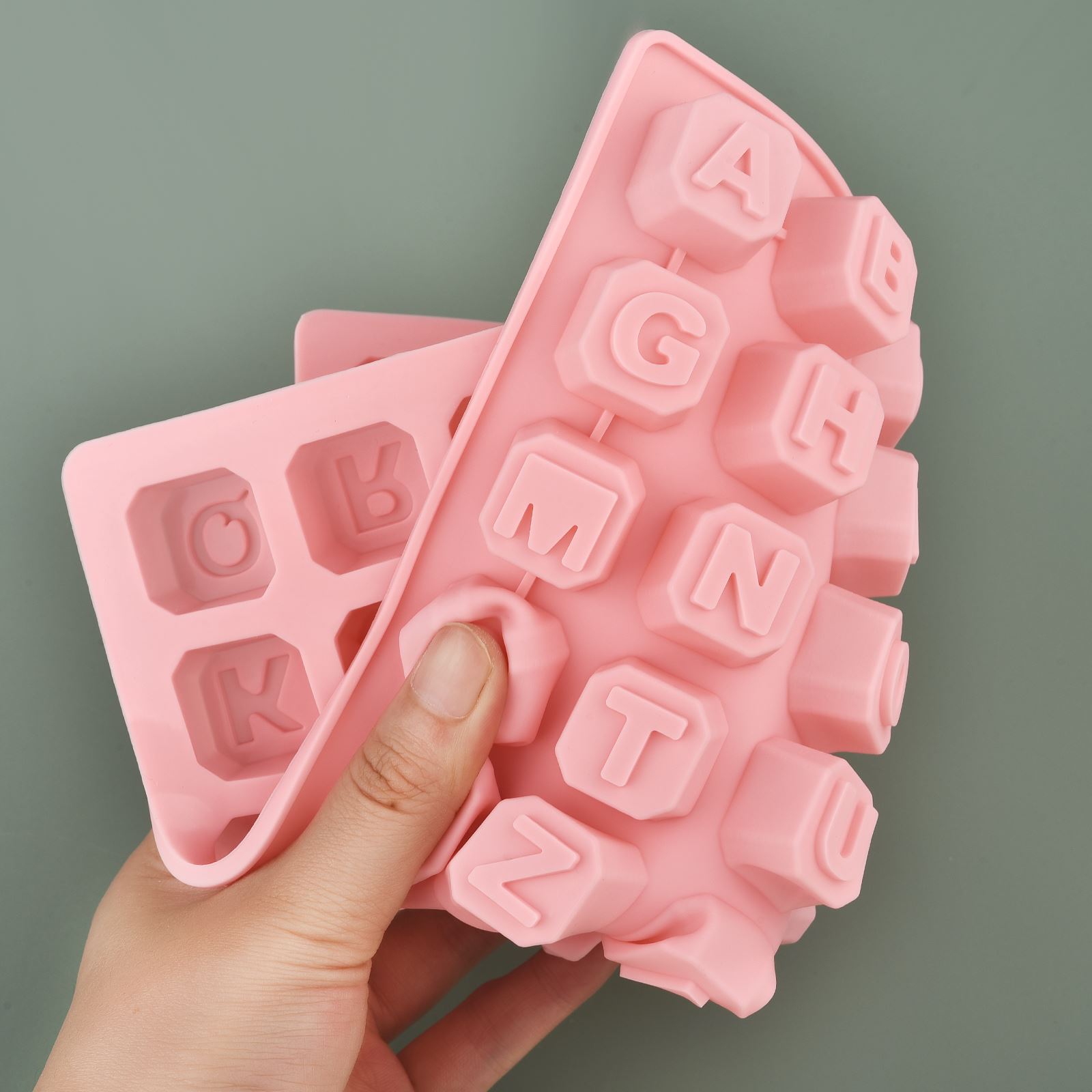 Molde de silicone com 48 letra - Soap Making Party avaliação e preço